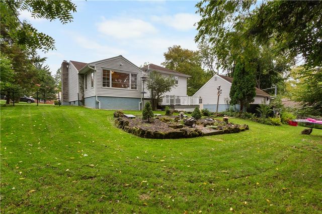 210 Jonathan Drive, Easton, PA 18045