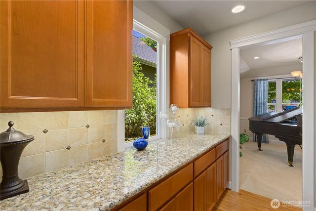 2841 275th Avenue SE, Sammamish, WA 98075