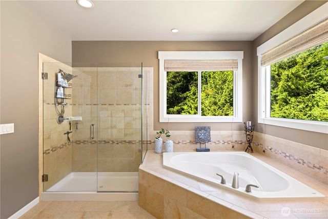 2841 275th Avenue SE, Sammamish, WA 98075