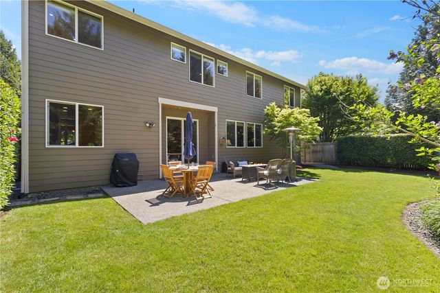 2841 275th Avenue SE, Sammamish, WA 98075