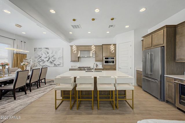 9623 W FLOWER Street, Phoenix, AZ 85037