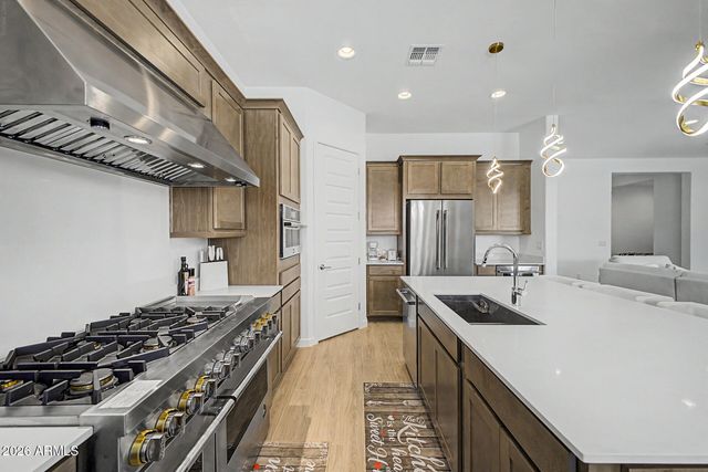 9623 W FLOWER Street, Phoenix, AZ 85037