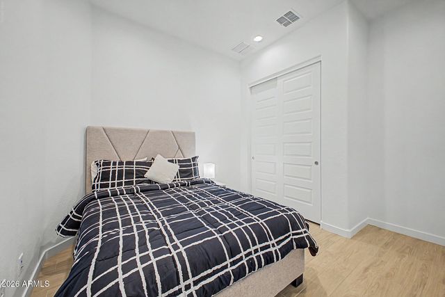 9623 W FLOWER Street, Phoenix, AZ 85037