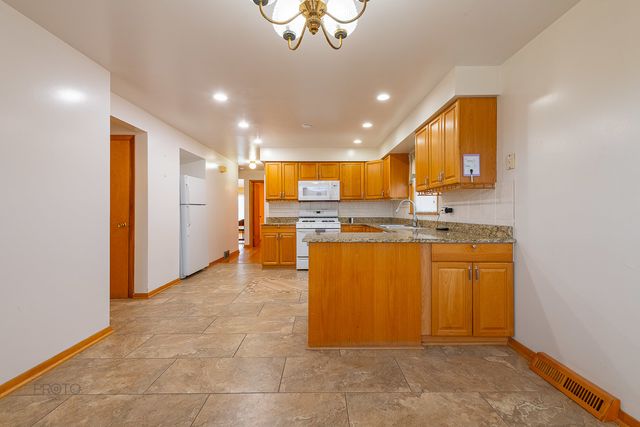 508 Hoxie Avenue, Calumet City, IL 60409