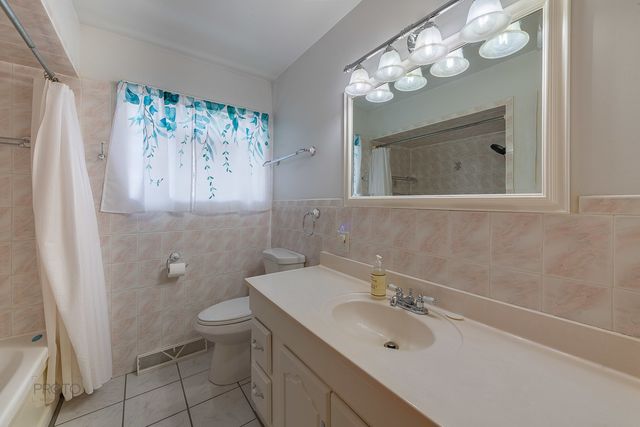 508 Hoxie Avenue, Calumet City, IL 60409