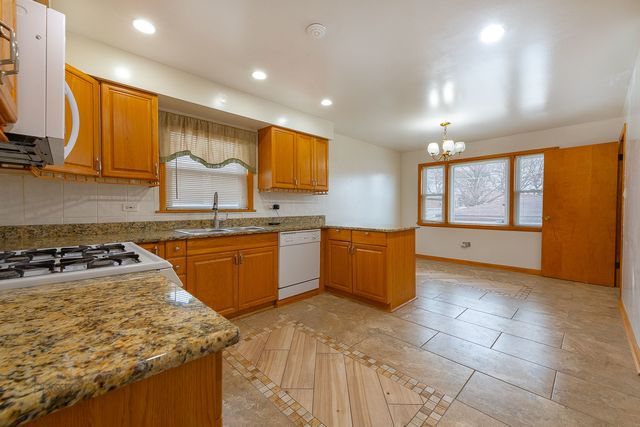 508 Hoxie Avenue, Calumet City, IL 60409