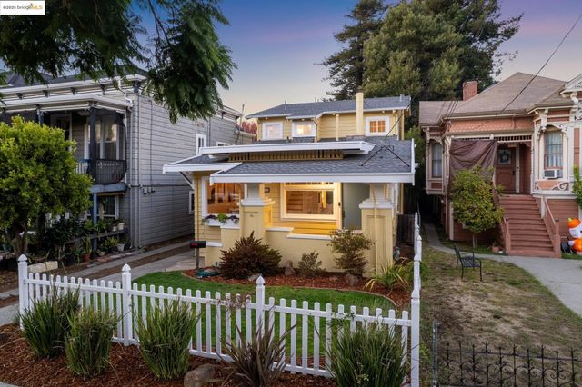 1017 Lincoln Ave, Alameda, CA 94501