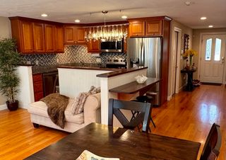 16 Garden Rd 16, Natick, MA 01760