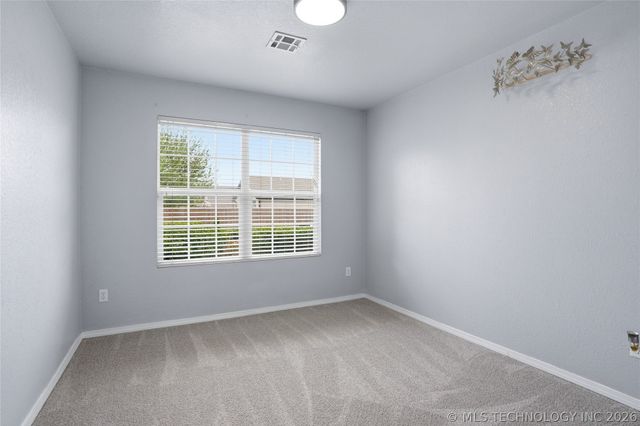 8734 E 160th Place S, Bixby, OK 74008
