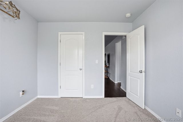 8734 E 160th Place S, Bixby, OK 74008