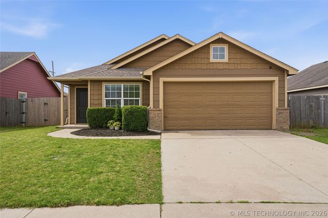 8734 E 160th Place S, Bixby, OK 74008