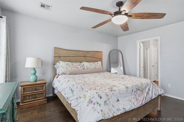 8734 E 160th Place S, Bixby, OK 74008