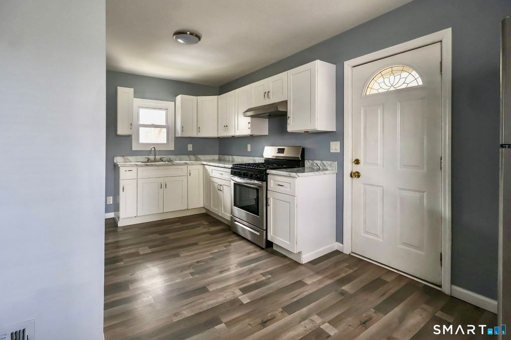 20 Eighth Street, Derby, CT 06418