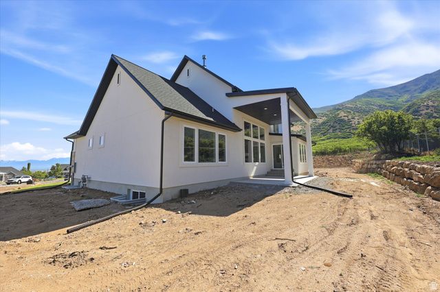 499 S 875 E, Santaquin, UT 84655