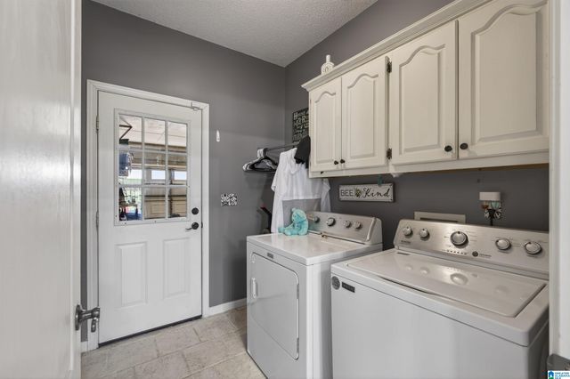 65 COUNTY ROAD 1002, Clanton, AL 35045