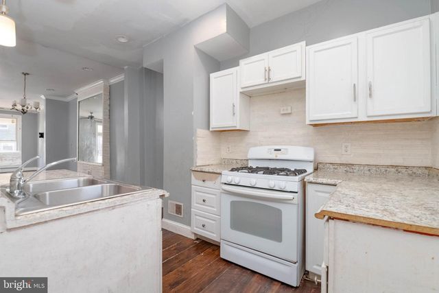 2216 W FAYETTE ST, Baltimore, MD 21223