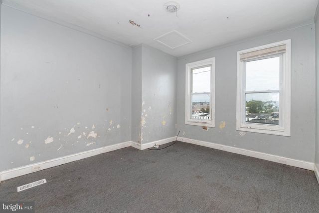 2216 W FAYETTE ST, Baltimore, MD 21223