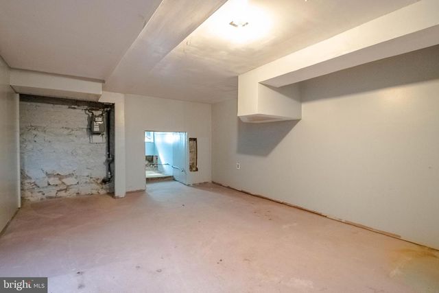 2216 W FAYETTE ST, Baltimore, MD 21223