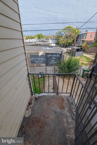 2216 W FAYETTE ST, Baltimore, MD 21223