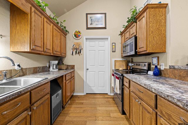 2847 CR 1764, Jefferson, TX 75657