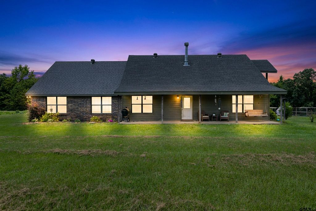 2847 CR 1764, Jefferson, TX 75657