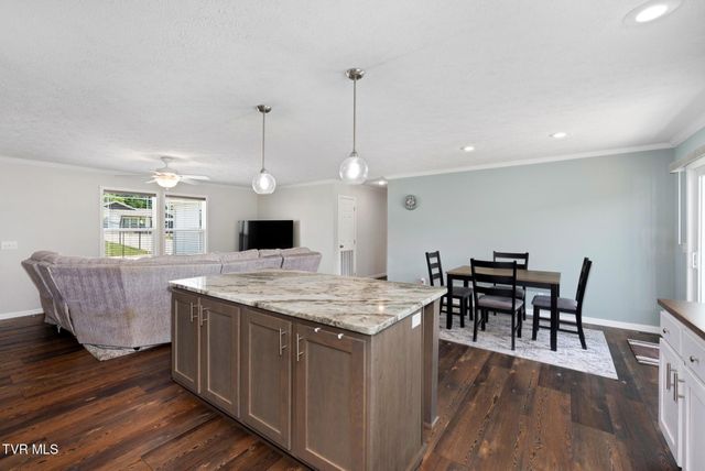490 Roaming Drive, Chuckey, TN 37641
