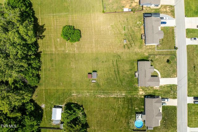 490 Roaming Drive, Chuckey, TN 37641