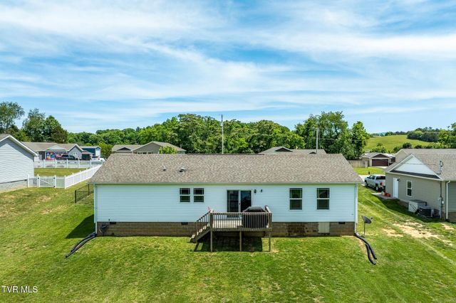490 Roaming Drive, Chuckey, TN 37641