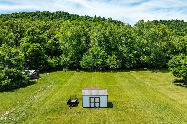 490 Roaming Drive, Chuckey, TN 37641