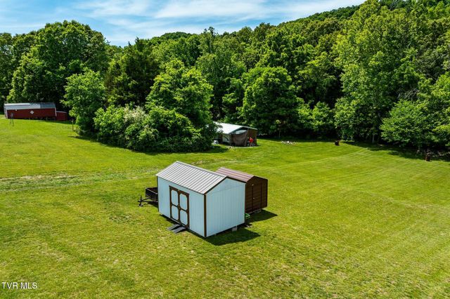 490 Roaming Drive, Chuckey, TN 37641