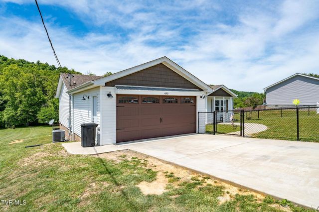 490 Roaming Drive, Chuckey, TN 37641