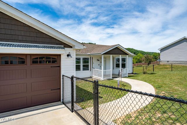 490 Roaming Drive, Chuckey, TN 37641