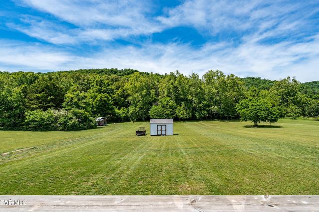 490 Roaming Drive, Chuckey, TN 37641