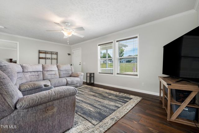 490 Roaming Drive, Chuckey, TN 37641