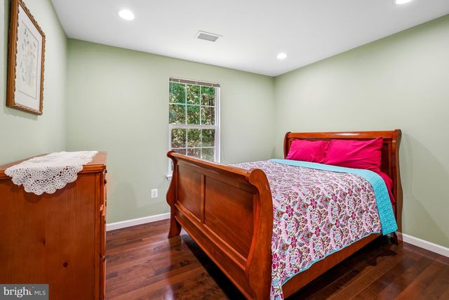 8323 QUILL POINT DR, Bowie, MD 20720