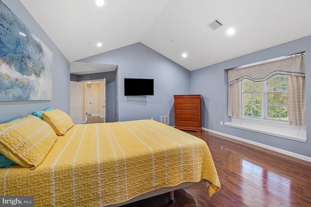 8323 QUILL POINT DR, Bowie, MD 20720