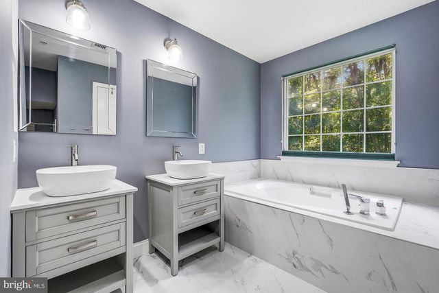8323 QUILL POINT DR, Bowie, MD 20720