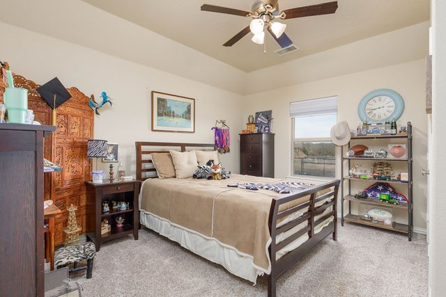 675 County Road 4935, Trenton, TX 75490