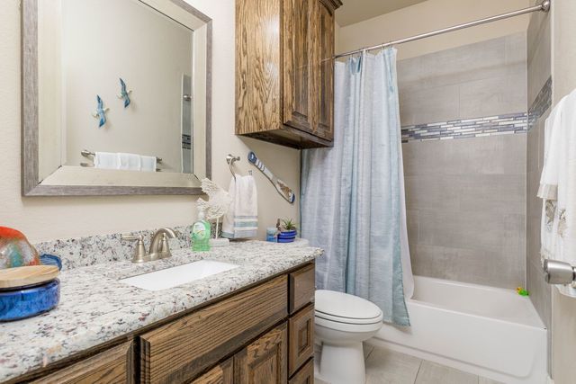 675 County Road 4935, Trenton, TX 75490