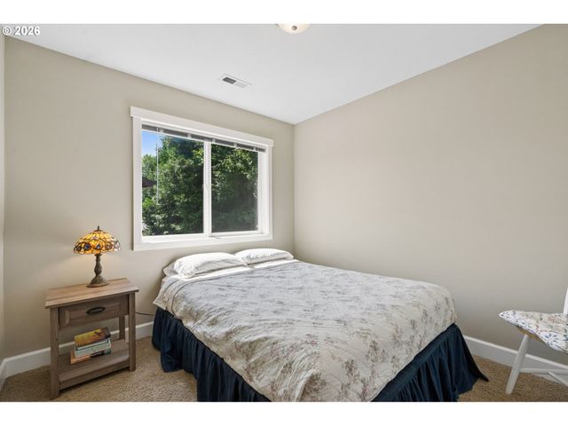 1721 N MANZANITA St, Canby, OR 97013