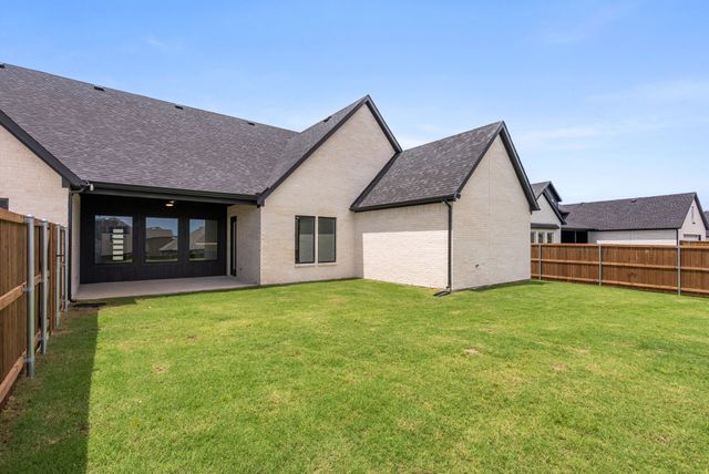 1006 Devonshire Drive N, Forney, TX 75126