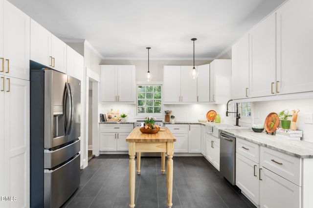 512 W Front Street, Burlington, NC 27215