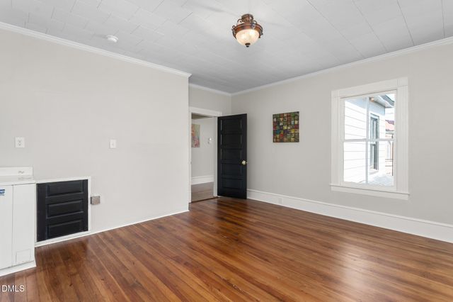 512 W Front Street, Burlington, NC 27215