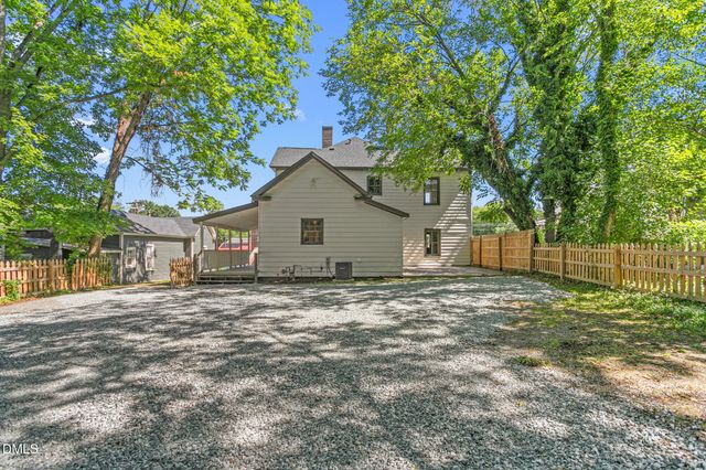 512 W Front Street, Burlington, NC 27215