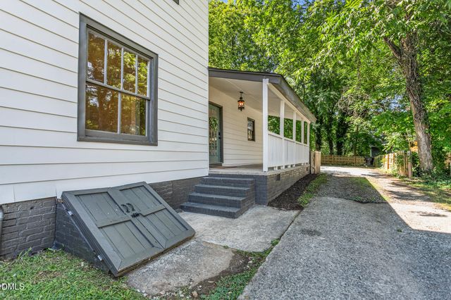 512 W Front Street, Burlington, NC 27215