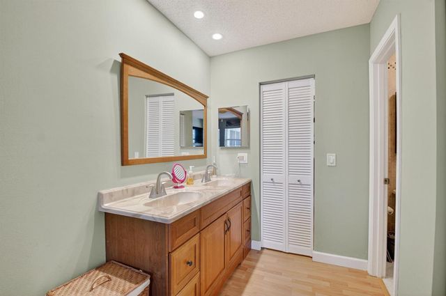 1141 Violet Terrace 202, Delray Beach, FL 33445