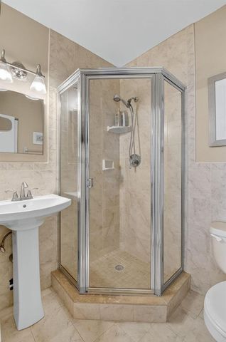 1141 Violet Terrace 202, Delray Beach, FL 33445