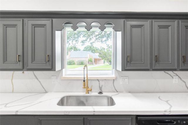 15202 La Paloma Drive, Houston, TX 77083