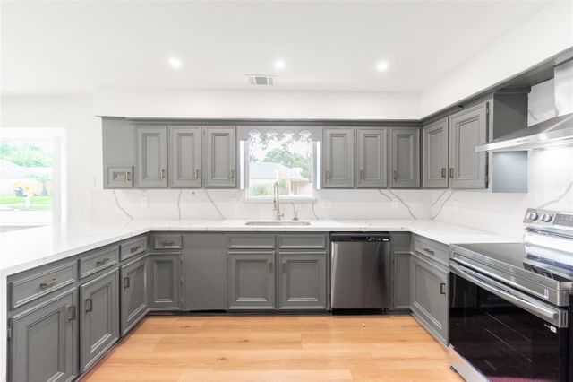 15202 La Paloma Drive, Houston, TX 77083
