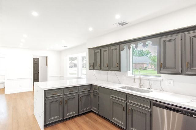 15202 La Paloma Drive, Houston, TX 77083